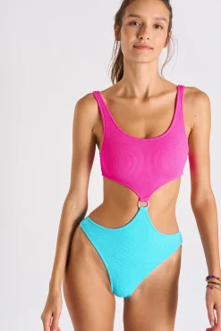 ONE PIECE Pink ROLLER SCRUNCHYMIX