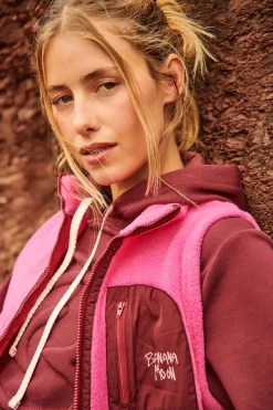 Polar Pink SPRY HILLSIDE