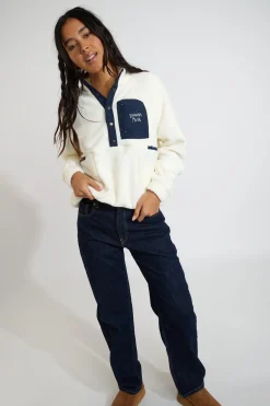 Polar Ecru NUZZLE HILLSIDE