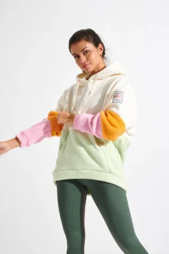 Polar Ecru HOODCUT CHILLIWACK